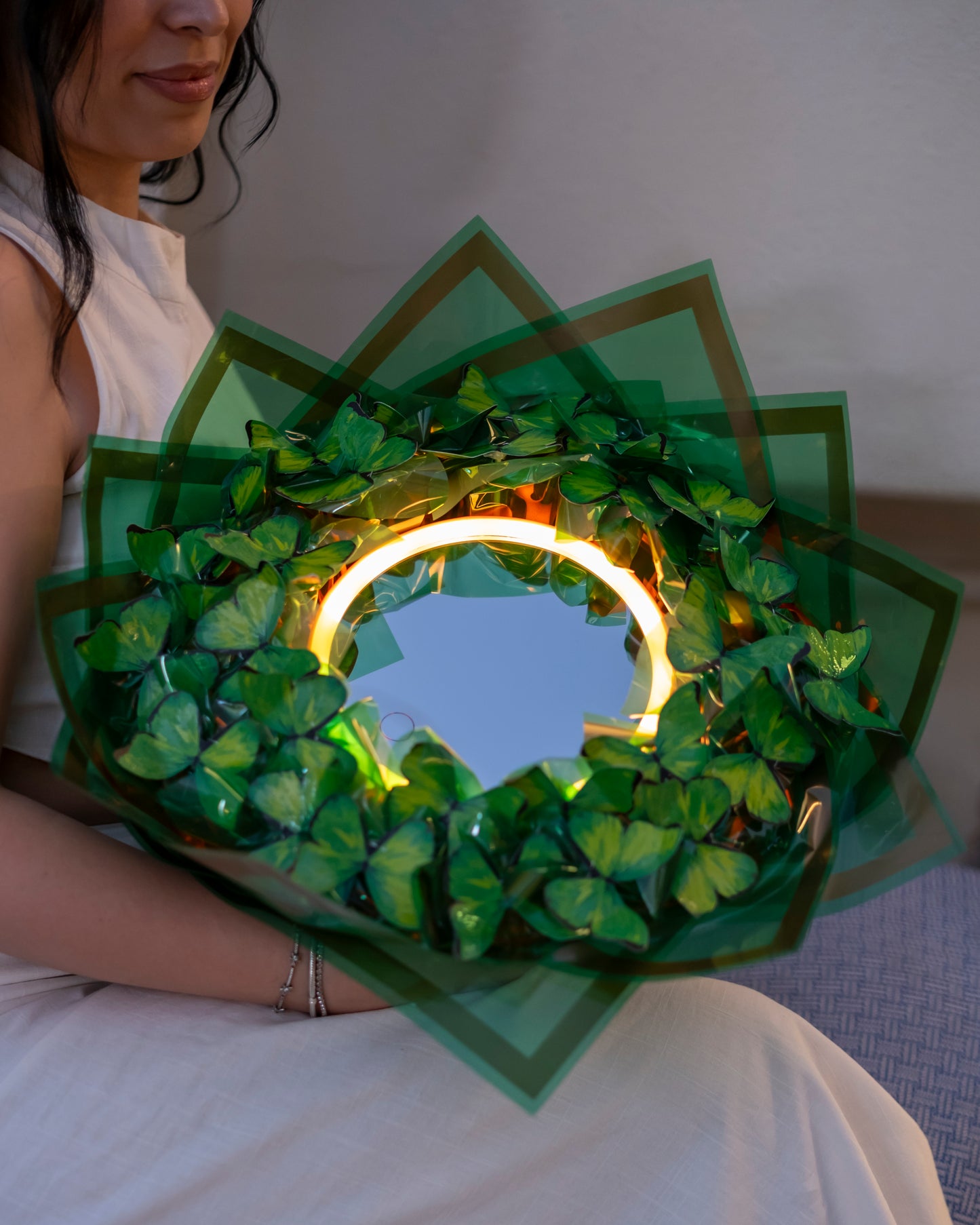 Led Işıklı Dokunmatik Aynalı Kelebek Buketi Hediyelik Işıklı Ayna Buket Sevgiliye Özel